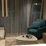 Palm Jumeirah Seven Palm 1 Bedroom With Infinity Pool And Palm Jumeirah Beach