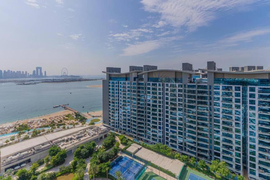 Apartment Palm Jumeirah Seven Palm 1 Bedroom With Infinity Pool And Palm Jumeirah Dubai